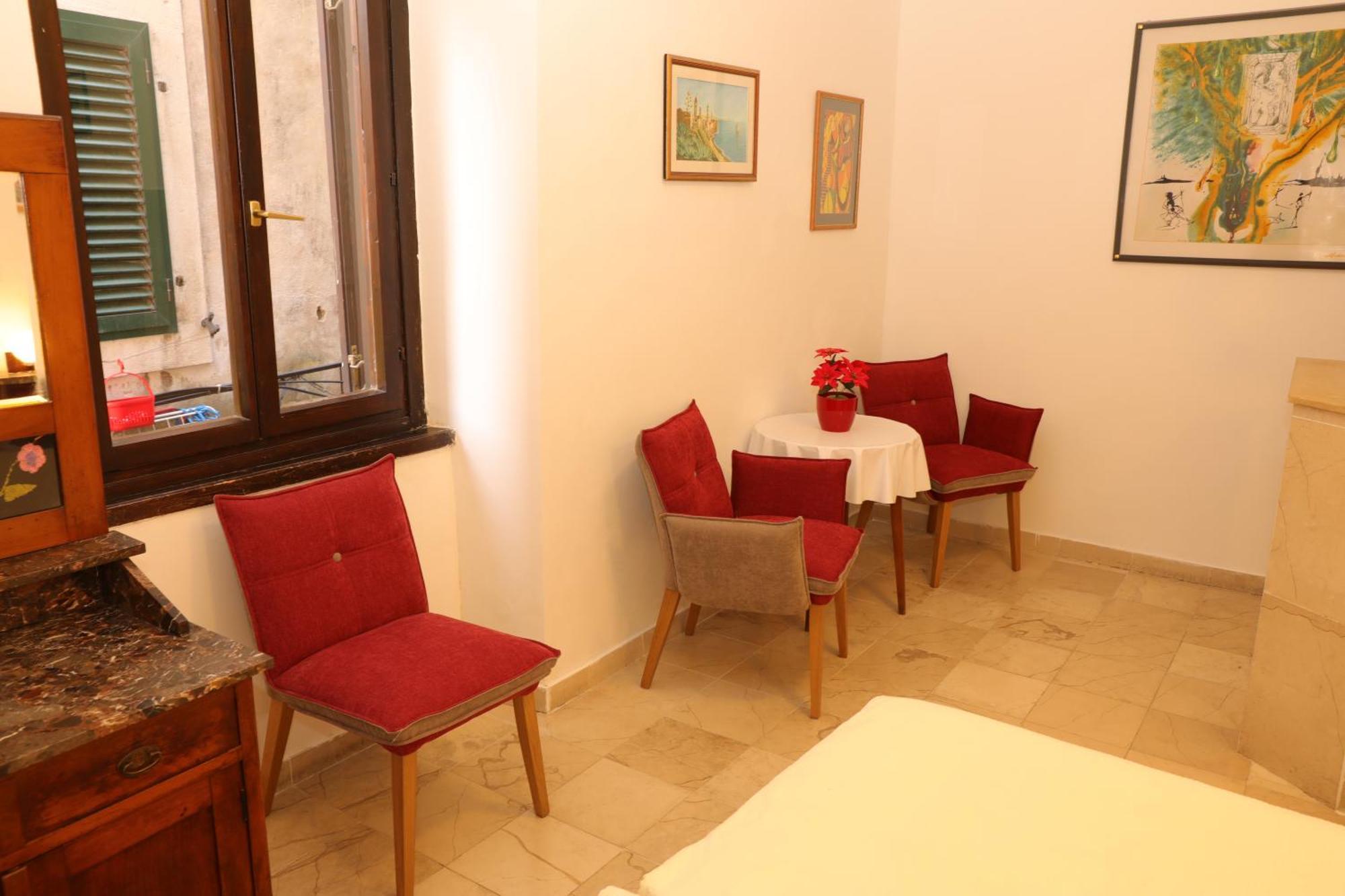 Center Room D16 In The Ancient Roman Palace Split Eksteriør bilde